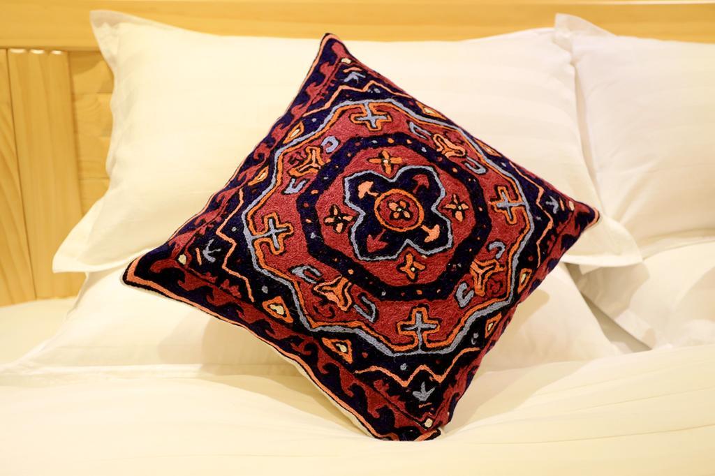 Shangri-La Mid - Mountain Homestay Екстериор снимка